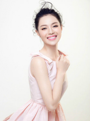 elane zhong