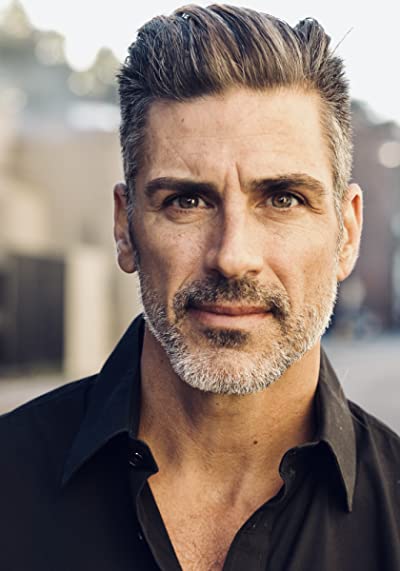 Eric Etebari