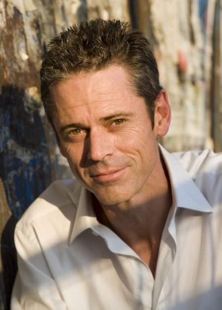 c. thomas howell