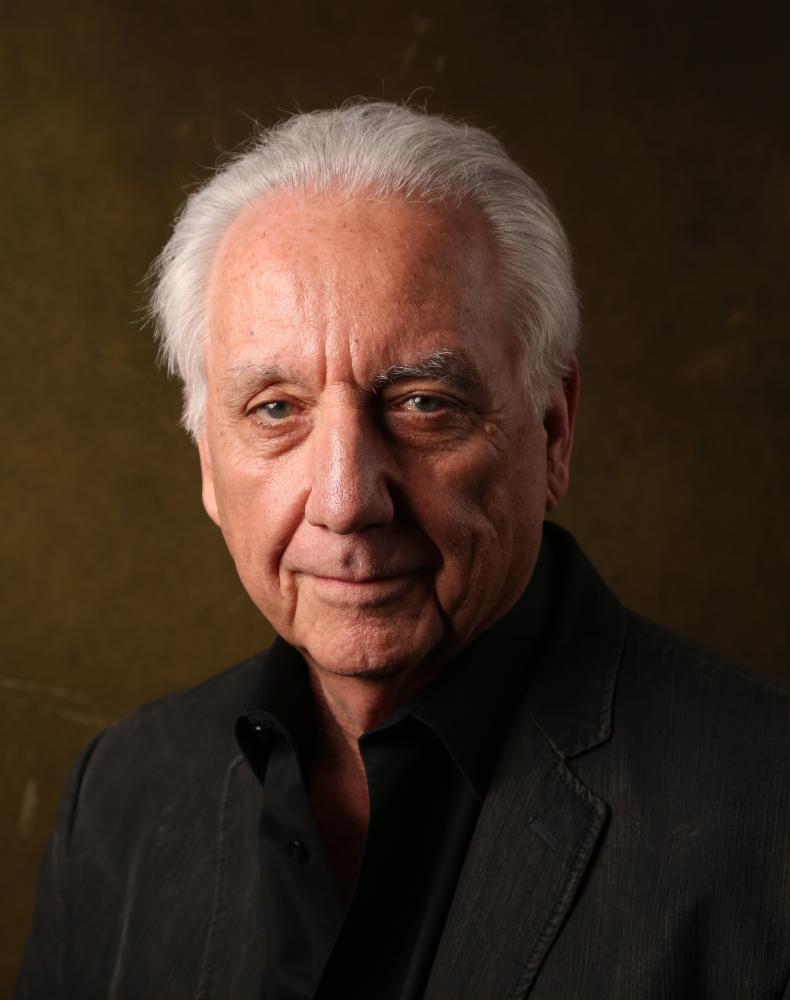 bob gunton