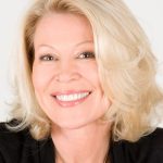 Leslie Easterbrook